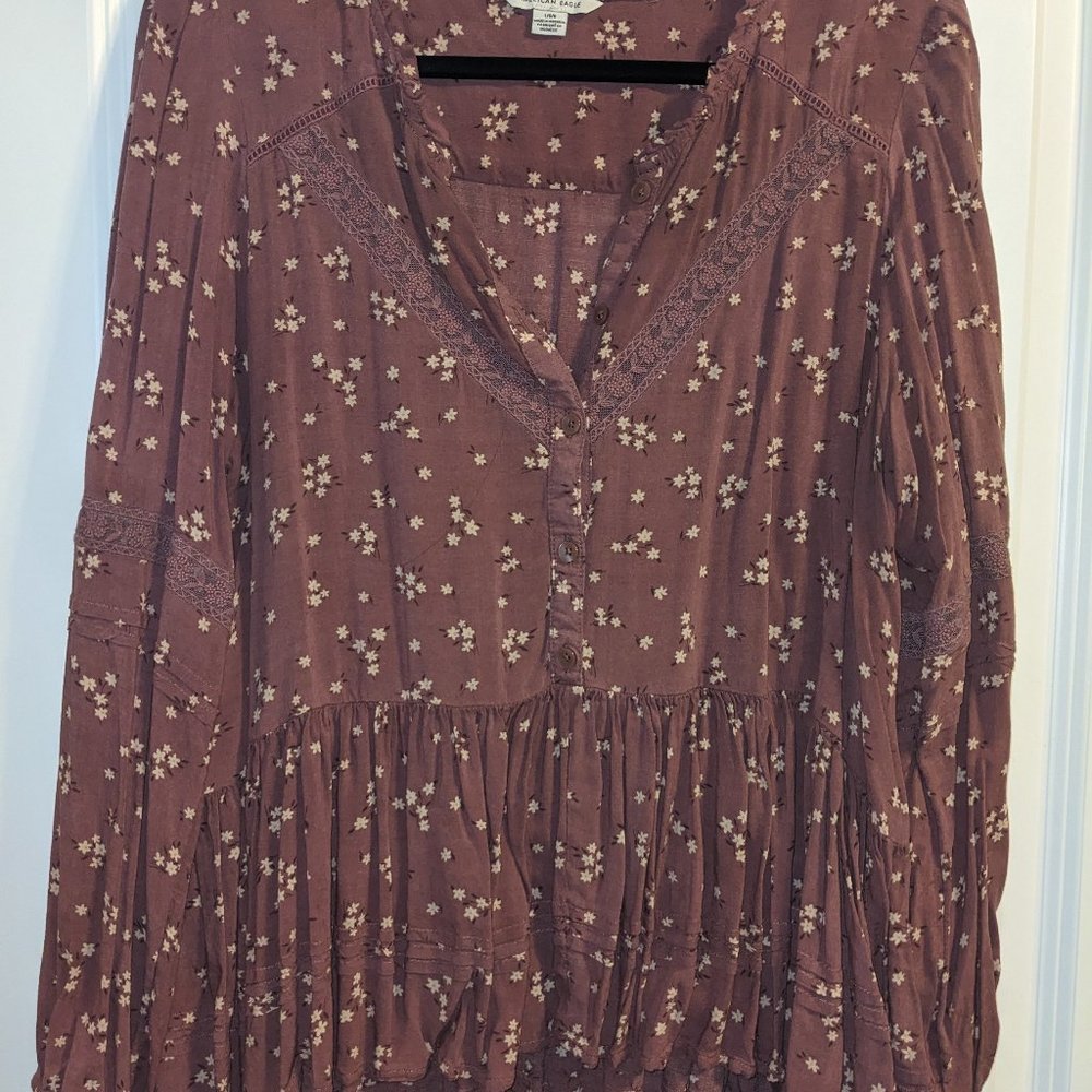 AE Long-Sleeve Pink Floral Peplum Blouse with Lace Accent and Buttons, Size L